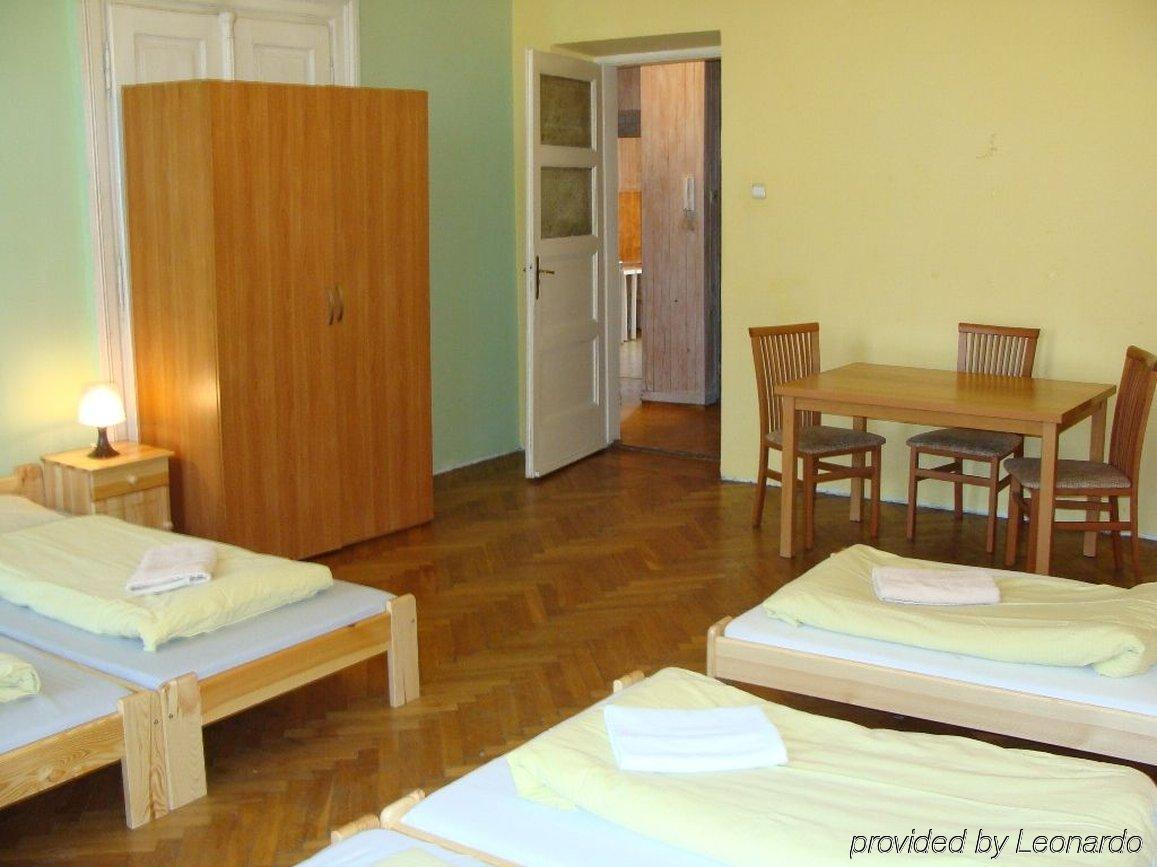 Hostel Al Fresco Kraków Exteriör bild