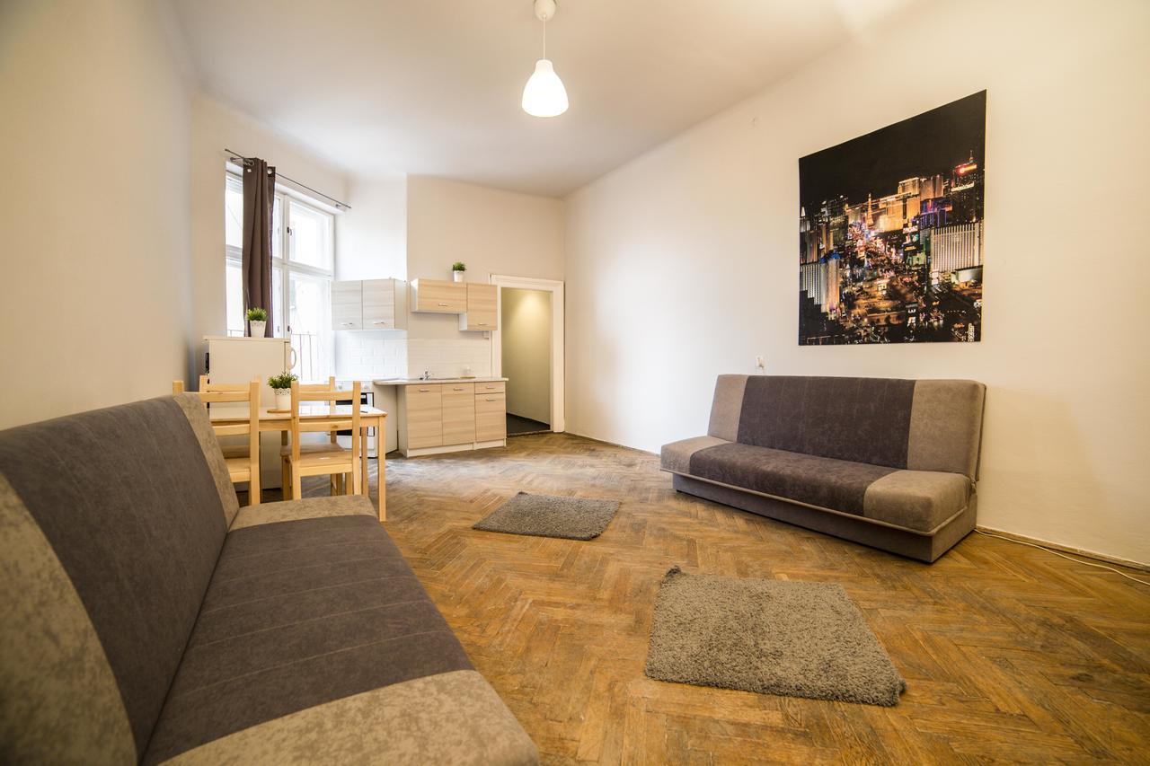 Hostel Al Fresco Kraków Exteriör bild