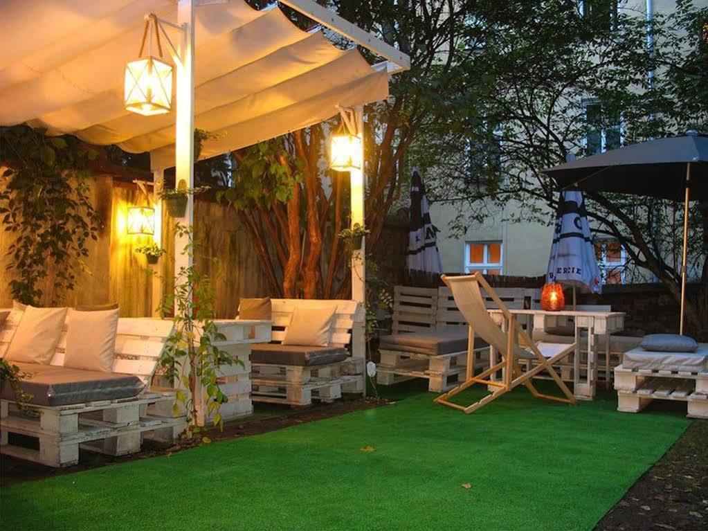 Hostel Al Fresco Kraków Exteriör bild